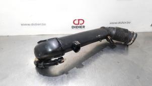 Used Air intake hose BMW X1 (F48) xDrive 20d 2.0 16V Price € 54,45 Inclusive VAT offered by Autohandel Didier