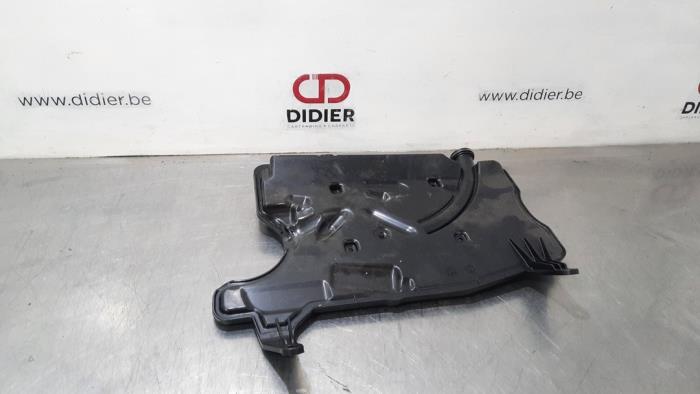Intake resonator