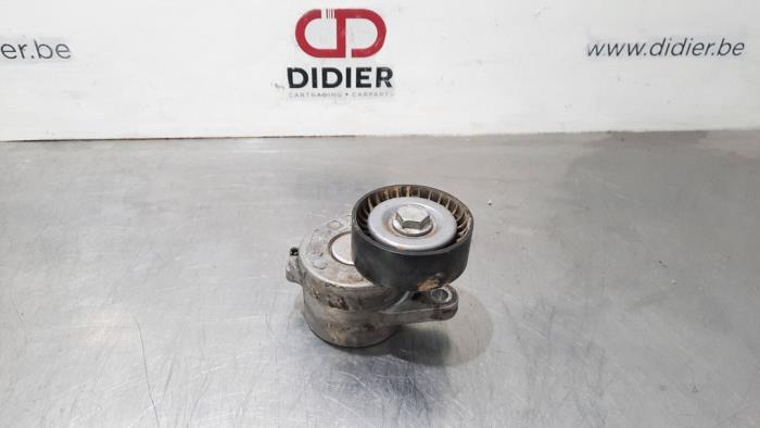 Usados Rodillo tensor correa múltiple Skoda Karoq 2.0 TDI SCR Precio € 18,15 IVA incluido ofrecido por Autohandel Didier