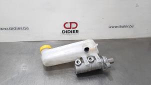 Used Master cylinder Citroen Jumper (U9) 2.2 Blue HDi 140 Price € 90,75 Inclusive VAT offered by Autohandel Didier