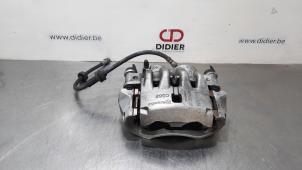 Used Front brake calliper, left Citroen Jumper (U9) 2.2 Blue HDi 140 Price € 66,55 Inclusive VAT offered by Autohandel Didier