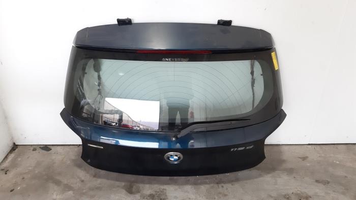 Tailgate from a BMW 1 serie (F20) 116d 1.6 16V Efficient Dynamics 2013
