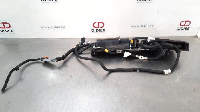 Używane Kondensator start/stop Toyota ProAce 2.0 D-4D 177 16V Worker Cena € 102,85 Z VAT oferowane przez Autohandel Didier
