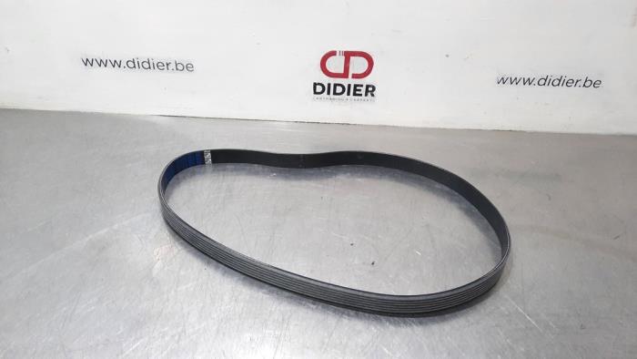 Usados Correa múltiple Peugeot 2008 (UD/UK/UR/US/UX) 1.2 VTi 12V PureTech 130 Precio € 30,25 IVA incluido ofrecido por Autohandel Didier