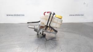 Używane Glówny cylinder hamulcowy Skoda Fabia III (NJ3) 1.0 TSI 12V Cena € 24,20 Z VAT oferowane przez Autohandel Didier