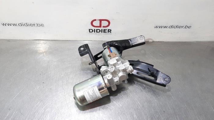 Usagé Servo frein Toyota RAV4 (A5) 2.5 Hybrid 16V Prix € 199,65 Prix TTC proposé par Autohandel Didier