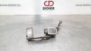 Used Xenon height adjustment Mercedes CLA (117.3) 1.6 CLA-180 16V Price € 30,25 Inclusive VAT offered by Autohandel Didier