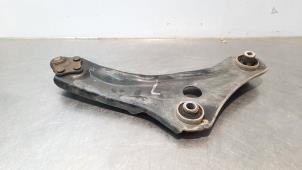 Used Front wishbone, left Renault Megane IV Estate (RFBK) 1.2 Energy TCE 130 Price € 60,50 Inclusive VAT offered by Autohandel Didier