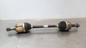Used Front drive shaft, left Kia Sportage (QL) 1.6 CRDi 16V 136 Price € 193,60 Inclusive VAT offered by Autohandel Didier