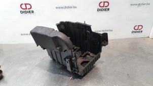 Usados Caja de batería Ford Transit Courier Precio € 30,25 IVA incluido ofrecido por Autohandel Didier