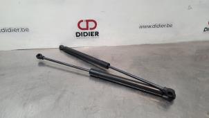 Used Set of tailgate gas struts Renault Megane IV (RFBB) 1.8 TCe 16V RS Trophy Price € 42,35 Inclusive VAT offered by Autohandel Didier