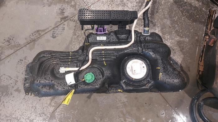 Usagé Pompe à carburant Opel Corsa F (UB/UH/UP) 1.2 12V 75 Prix € 133,10 Prix TTC proposé par Autohandel Didier