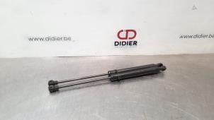 Used Set of bonnet gas struts Renault Kangoo Express (FW) Price € 54,45 Inclusive VAT offered by Autohandel Didier