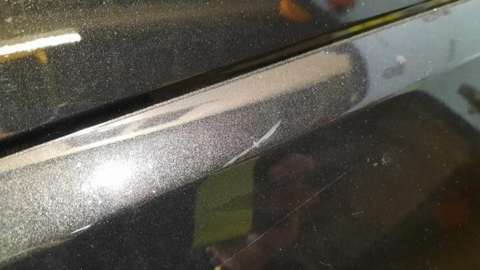 Stoßstangenecke rechts hinten van een Opel Vivaro Combi 1.6 CDTI Biturbo 125 2017