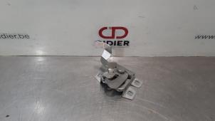 Used Bonnet lock mechanism Peugeot Boxer (U9) 2.2 Blue HDi 165 Price € 18,15 Inclusive VAT offered by Autohandel Didier