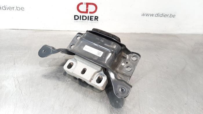Used Engine mount Volkswagen Passat Variant (3G5) 1.6 TDI 16V Price € 24,20 Inclusive VAT offered by Autohandel Didier