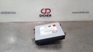 Used CD changer Landrover Discovery V (LR) 2.0 Td4 16V Price € 193,60 Inclusive VAT offered by Autohandel Didier