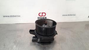 Usados Motor de ventilador de calefactor Audi A4 Avant (B9) 2.0 TDI 16V Precio € 102,85 IVA incluido ofrecido por Autohandel Didier