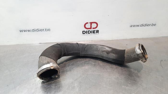 Usagé Tuyau intercooler Audi A4 Avant (B8) 2.0 TDI 16V Prix € 18,15 Prix TTC proposé par Autohandel Didier