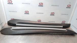 Usagé Kit rails de toit Opel Mokka/Mokka X 1.6 CDTI 16V 4x2 Prix € 242,00 Prix TTC proposé par Autohandel Didier