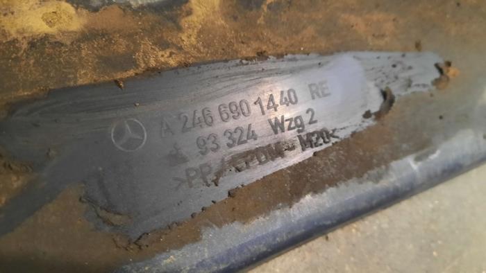 Marche-pied (list de couverture) droite d'un Mercedes-Benz CLA (117.3) 2.2 CLA-200 CDI, 200 d 16V 2018