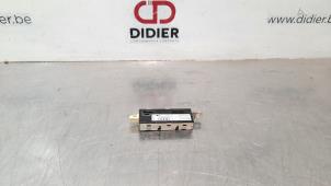 Usados Amplificador de antena Audi A4 Avant (B8) 2.0 TDI 16V Precio € 24,20 IVA incluido ofrecido por Autohandel Didier