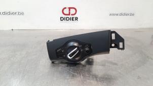 Usados Interruptor faro lhv Audi A4 Avant (B8) 2.0 TDI 16V Precio € 36,30 IVA incluido ofrecido por Autohandel Didier