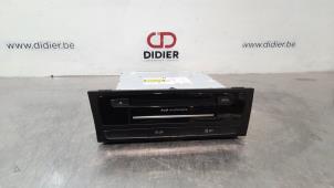 Used CD changer Audi A4 Avant (B8) 2.0 TDI 16V Price € 477,95 Inclusive VAT offered by Autohandel Didier
