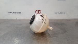 Usagé Vase d'expansion Skoda Fabia III (NJ3) 1.0 12V Prix € 18,15 Prix TTC proposé par Autohandel Didier