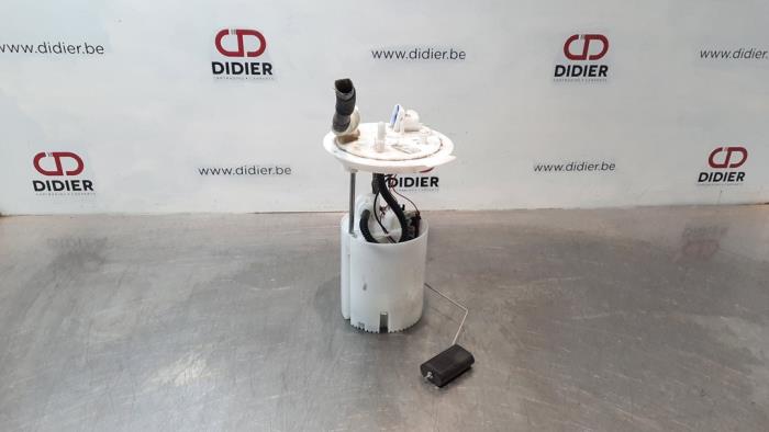 Electric fuel pump from a Fiat Tipo (356S) 1.4 16V 2019