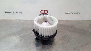Usados Motor de ventilador de calefactor Hyundai Tucson (TL) 1.6 CRDi 16V 136 Precio € 90,75 IVA incluido ofrecido por Autohandel Didier