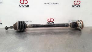 Used Front drive shaft, right Volkswagen Touran (5T1) 2.0 TDI 150 Price € 163,35 Inclusive VAT offered by Autohandel Didier