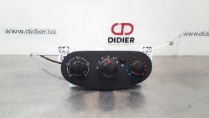 Usados Panel de control de aire acondicionado Dacia Sandero II 0.9 TCE 12V Precio € 66,55 IVA incluido ofrecido por Autohandel Didier