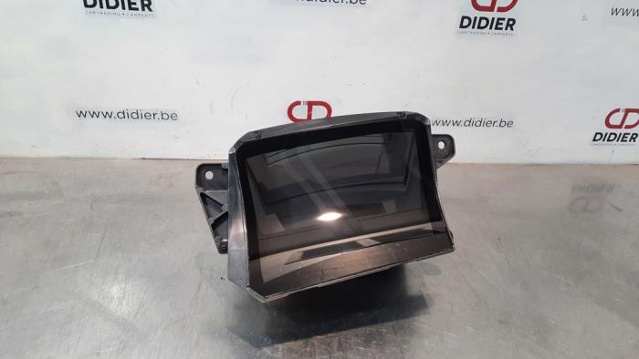 Gebrauchte Frontscheibenanzeige BMW 5 serie (G30) 520d 2.0 TwinPower Turbo 16V Preis € 266,20 Mit Mehrwertsteuer angeboten von Autohandel Didier