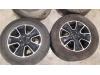 Felgen Set + Reifen van een Dacia Duster (HS) 1.2 TCE 16V 4x4 2017