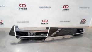 Używane Dashboard sierlijst BMW 2 serie Active Tourer (F45) 218d 2.0 TwinPower Turbo 16V Cena € 127,05 Z VAT oferowane przez Autohandel Didier