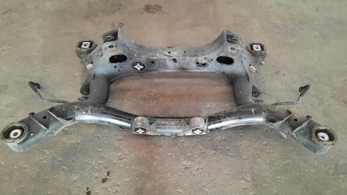 Subframe BMW 1 serie 116d 1.6 16V Efficient Dynamics - 33316792505