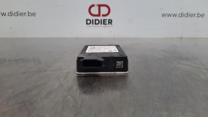 Begagnade Radarsensor Mercedes E (W213) E-220d 2.0 Turbo 16V 4-Matic Pris € 199,65 Inklusive moms erbjuds av Autohandel Didier