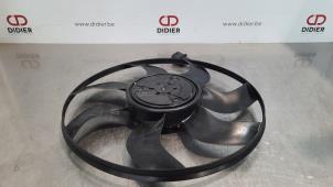 Used Cooling fans Mercedes E (W213) E-220d 2.0 Turbo 16V 4-Matic Price € 284,35 Inclusive VAT offered by Autohandel Didier