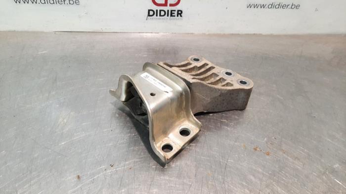 Used Engine mount Fiat Ducato (250) 2.0 D 115 Multijet Price € 36,30 Inclusive VAT offered by Autohandel Didier