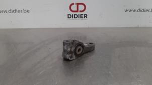 Used Engine mount Skoda Superb (3V3) 2.0 TDI Price € 24,20 Inclusive VAT offered by Autohandel Didier