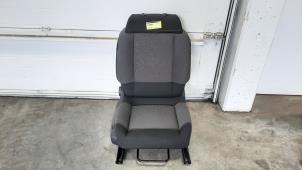 Używane Fotel prawy Citroen C3 (SX/SW) 1.2 12V e-THP PureTech 110 Cena € 121,00 Z VAT oferowane przez Autohandel Didier