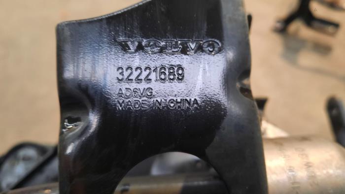 Subchasis de un Volvo XC40 (XZ) 2.0 D3 16V 2021