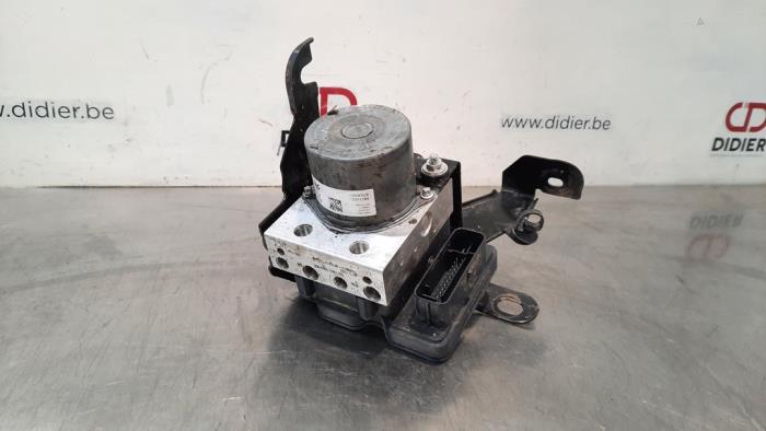 Begagnade ABS-pump Citroen Jumpy 1.5 Blue HDi 100 Pris € 199,65 Inklusive moms erbjuds av Autohandel Didier