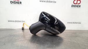 Used Wing mirror, left Renault Captur (2R) 0.9 Energy TCE 12V Price € 127,05 Inclusive VAT offered by Autohandel Didier