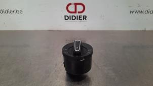 Used AIH headlight switch Volkswagen Tiguan (AD1) 2.0 TDI 16V BlueMotion Technology SCR Price € 30,25 Inclusive VAT offered by Autohandel Didier