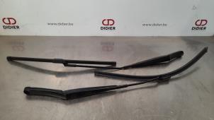 Used Set of wiper blades Volkswagen Tiguan (AD1) 2.0 TDI 16V BlueMotion Technology SCR Price € 36,30 Inclusive VAT offered by Autohandel Didier