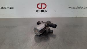 Used Additional water pump Renault Captur II (RJB) 1.5 Blue dCi 115 Price € 66,55 Inclusive VAT offered by Autohandel Didier
