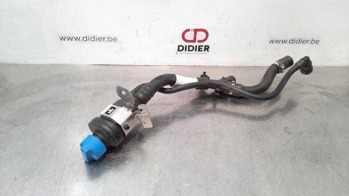 Gebrauchte Füllrohr adbluetank BMW 3 serie (G20) 320d 2.0 TwinPower Turbo 16V Preis € 60,50 Mit Mehrwertsteuer angeboten von Autohandel Didier