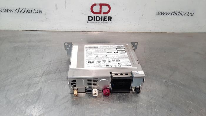 Używane Modul radiowy BMW 1 serie (F20) 118i 1.5 TwinPower 12V Cena € 665,50 Z VAT oferowane przez Autohandel Didier